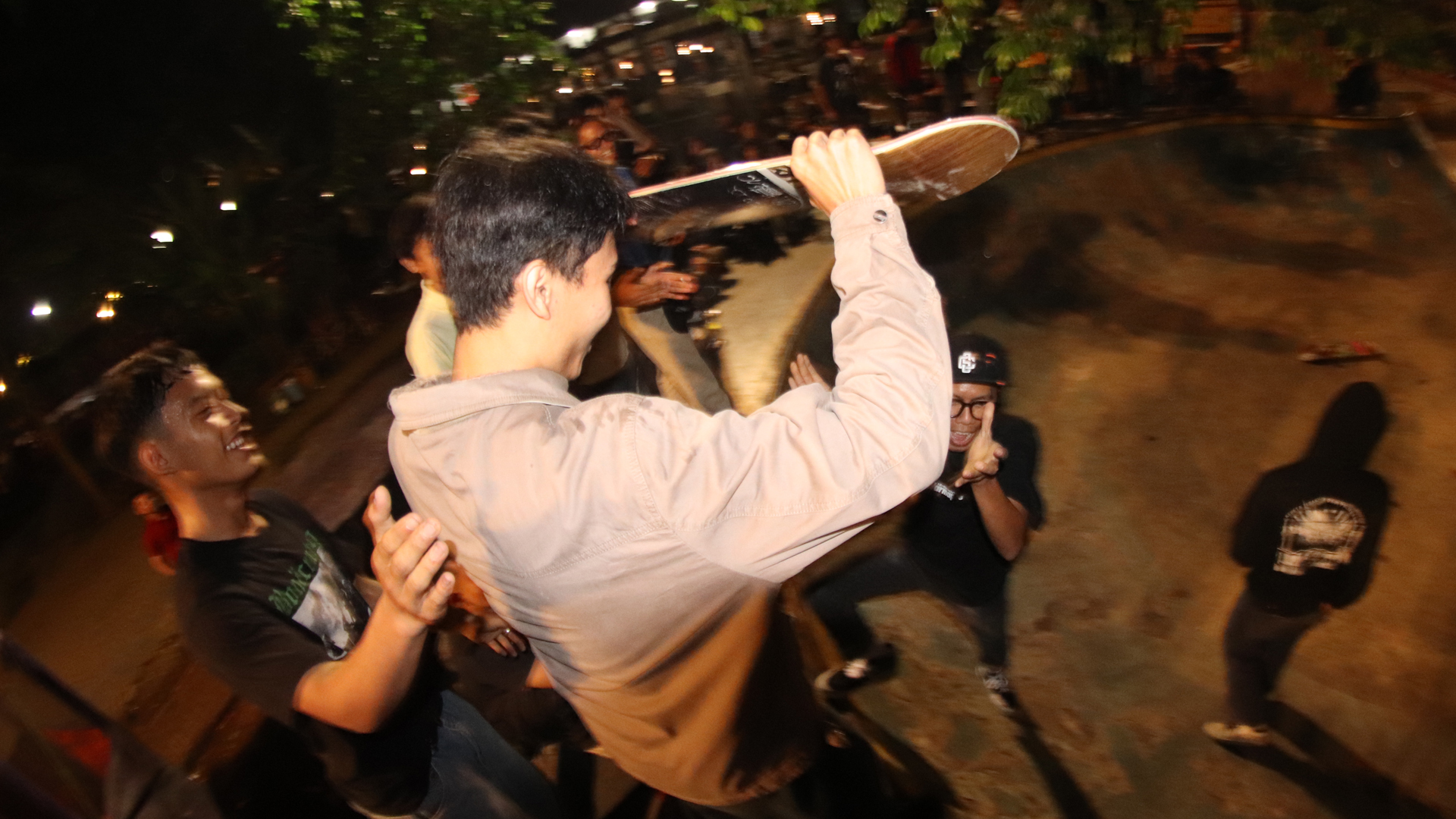 3. Bustin Rollin - 8